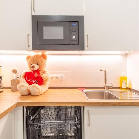 65 Zoll 4K Tv, Disney Plus, Soundbar, Kostenloser Kaffee, 5 Raeume Lipsia Esterno foto